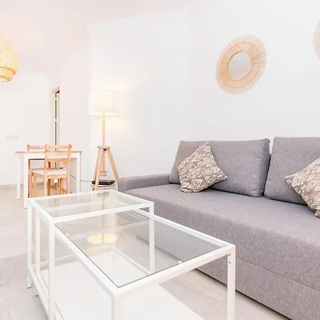 Bhost - La Maestranza Apartment Malaga Exterior photo