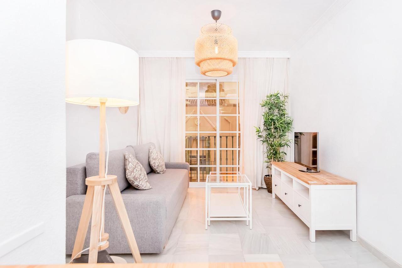 Bhost - La Maestranza Apartment *